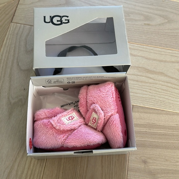 SOLD Baby Uggs - Picture 1 of 3